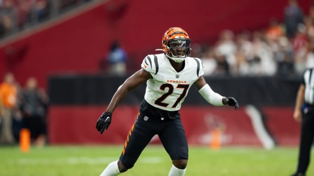 Oct 8, 2023; Glendale, Arizona, USA; Cincinnati Bengals safety Jordan Battle (27) against the Arizona Cardinals at State Farm Stadium. Mandatory Credit: Mark J. Rebilas-USA TODAY Sports  